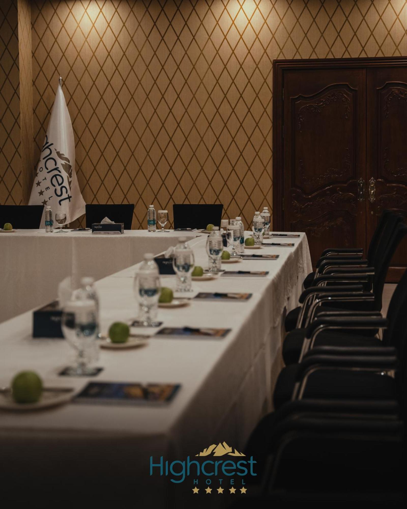 Highcrest Hotel Szulejmánijja Kültér fotó