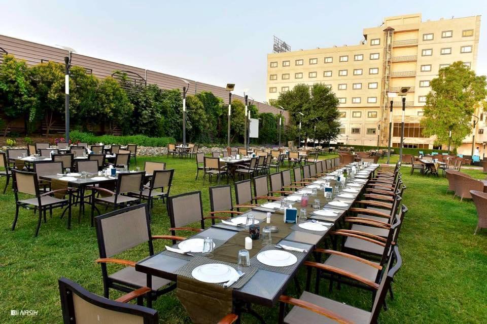 Highcrest Hotel Szulejmánijja Kültér fotó